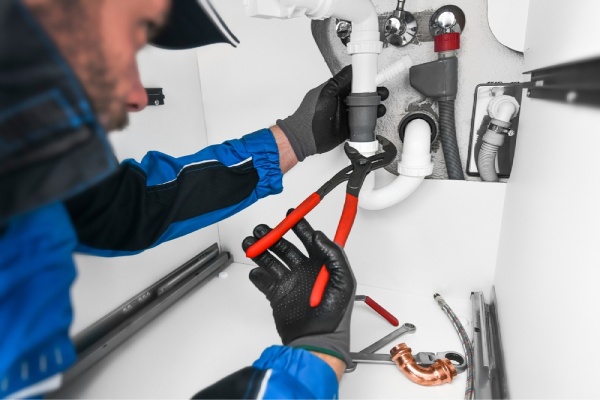Professional plumbing service in Dubai